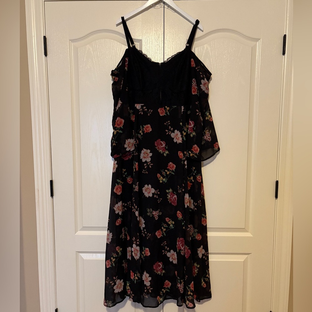 Torrid Insider Floral Print Cold Shoulder Lace Bustier Maxi Dress Size 16